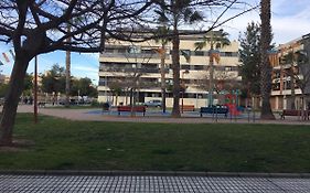 Modern & Sunny Apartment Near Valencia